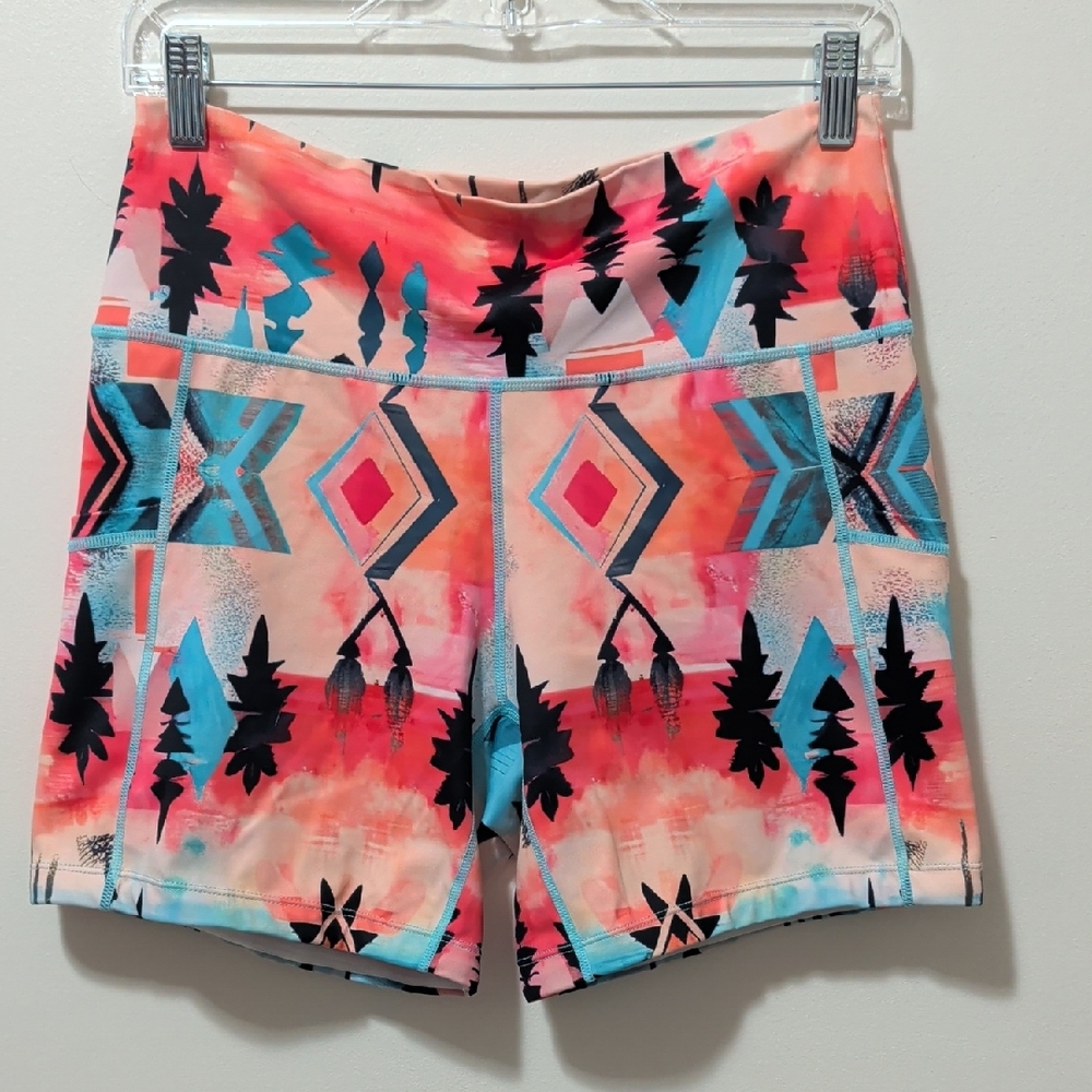 Constantly Varied Gear Tribal Pattern Women's Shorts 5"